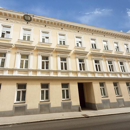 Apartments In Vienna Near Schoenbrunn & Westbahnhof - Keyless Check-In Esterno foto