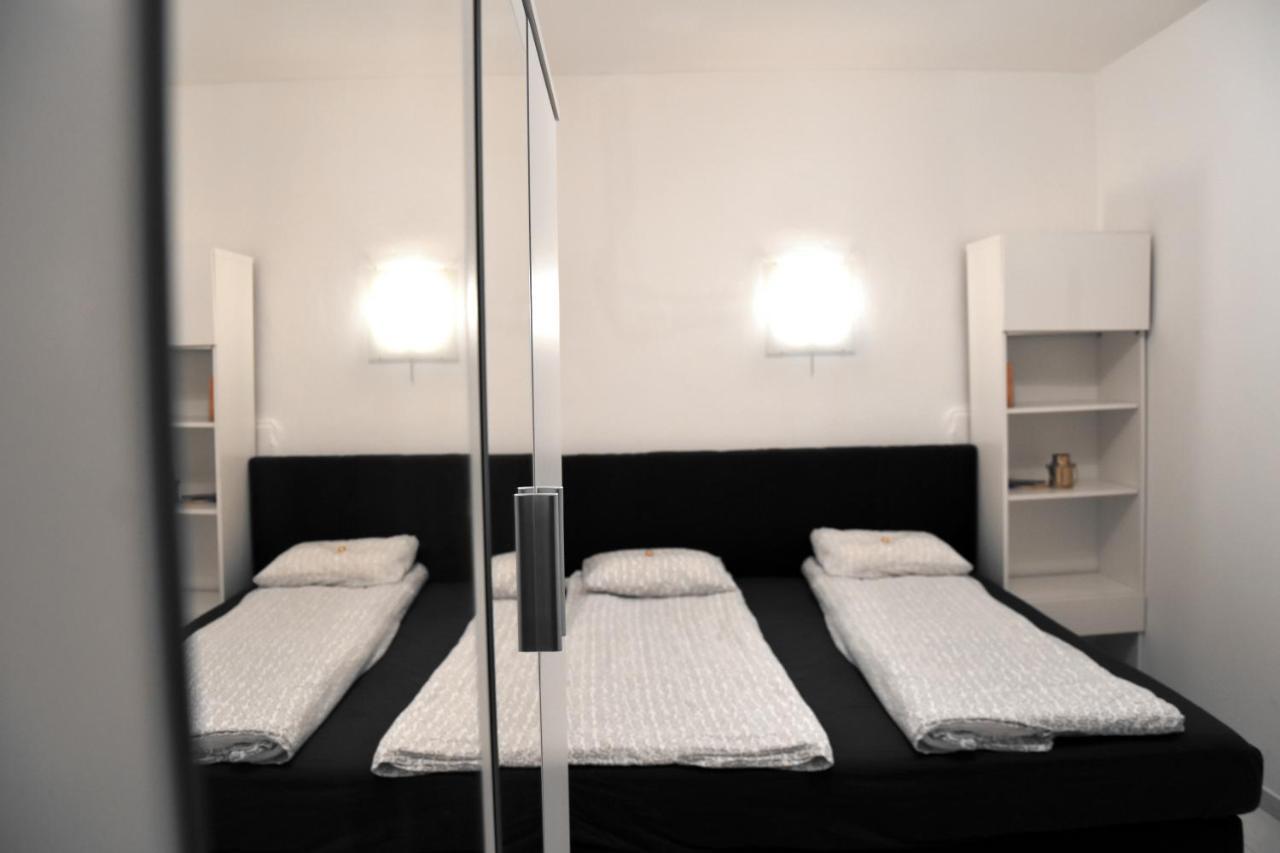 Apartments In Vienna Near Schoenbrunn & Westbahnhof - Keyless Check-In Esterno foto