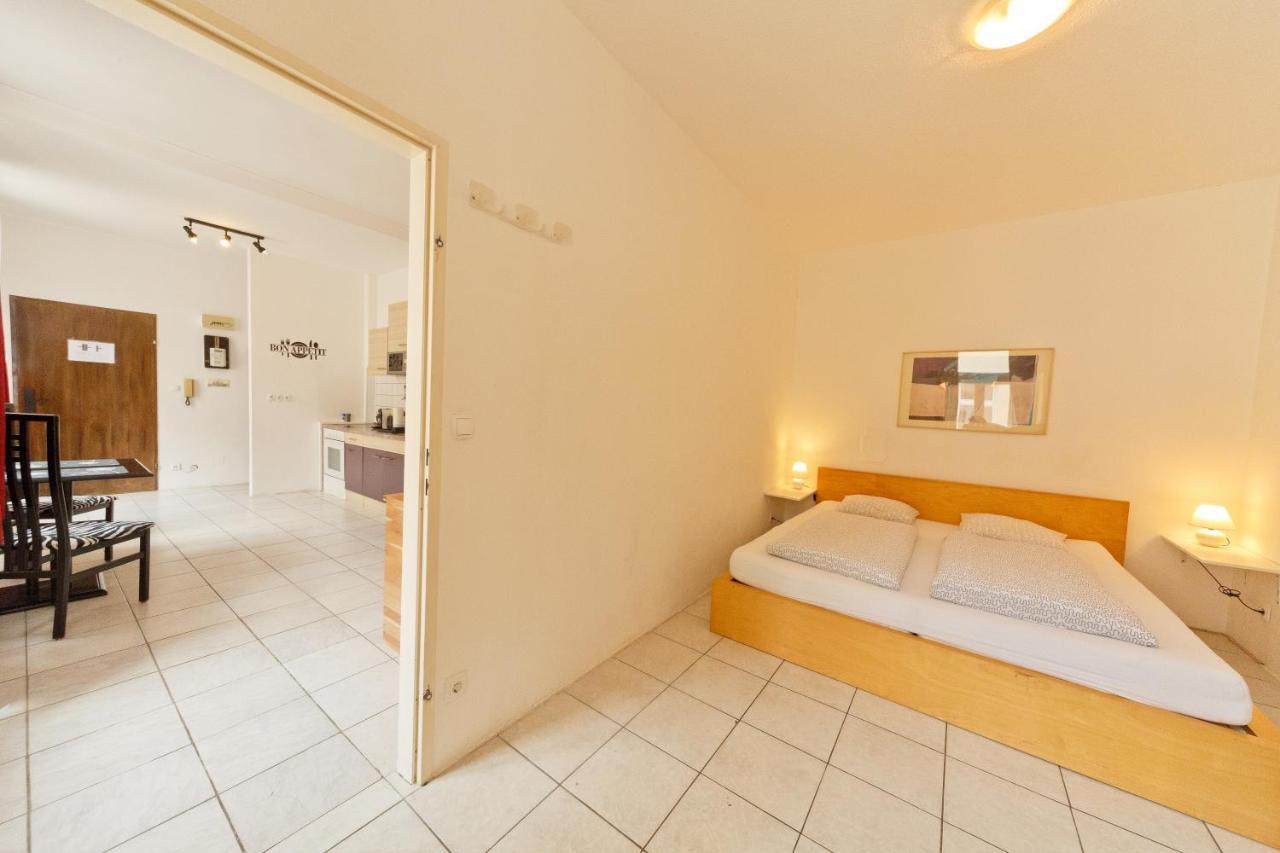 Apartments In Vienna Near Schoenbrunn & Westbahnhof - Keyless Check-In Esterno foto
