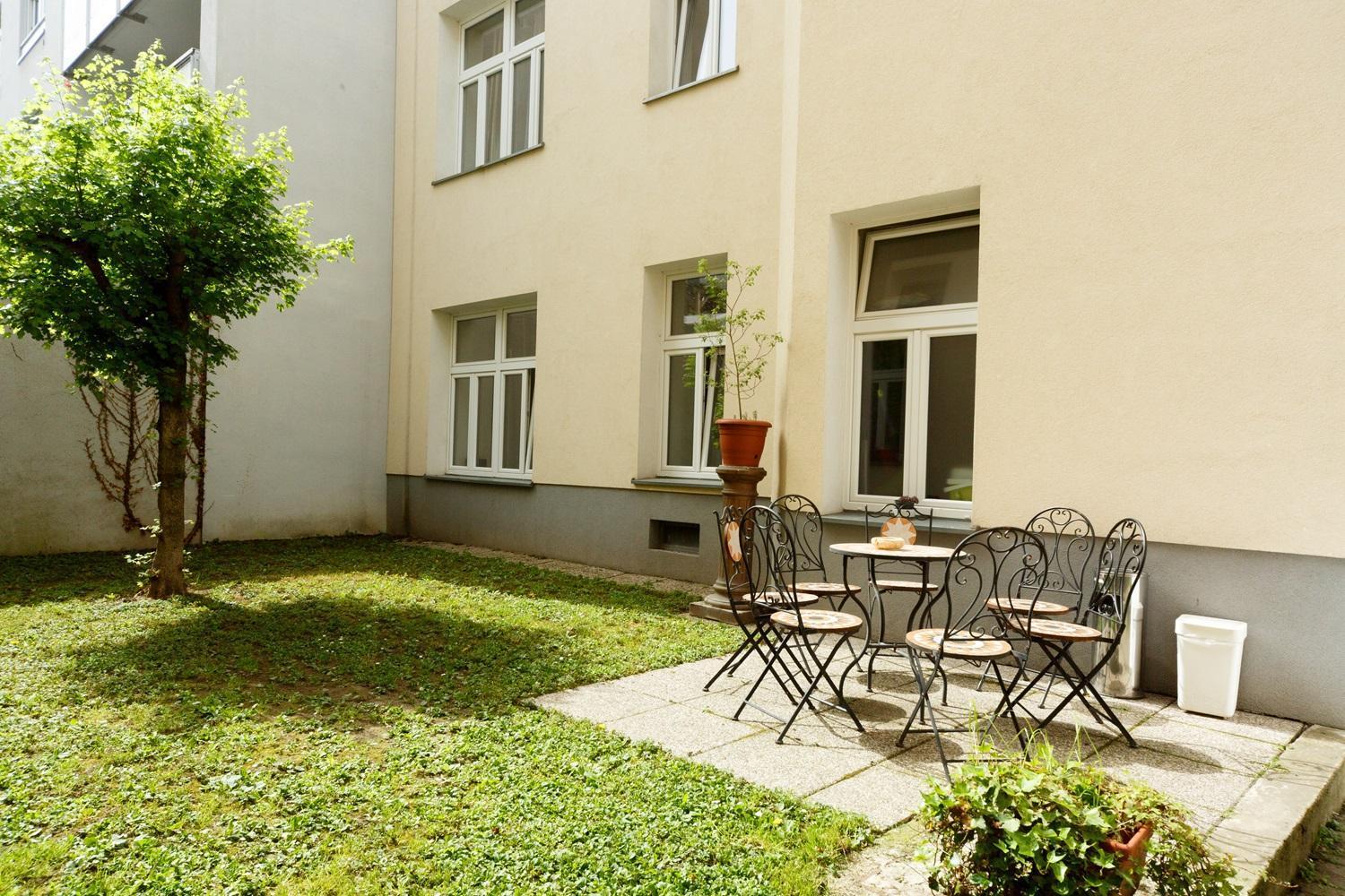 Apartments In Vienna Near Schoenbrunn & Westbahnhof - Keyless Check-In Esterno foto